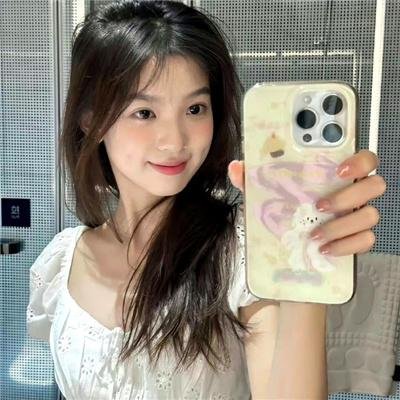 穿黑衣的女孩